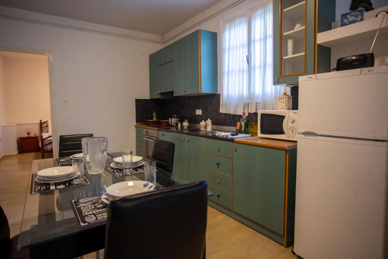Traditional Villa Appartment With Garden, Also For Gatherings ,15 Minutes From Thessaloniki Airport Eksteriør bilde