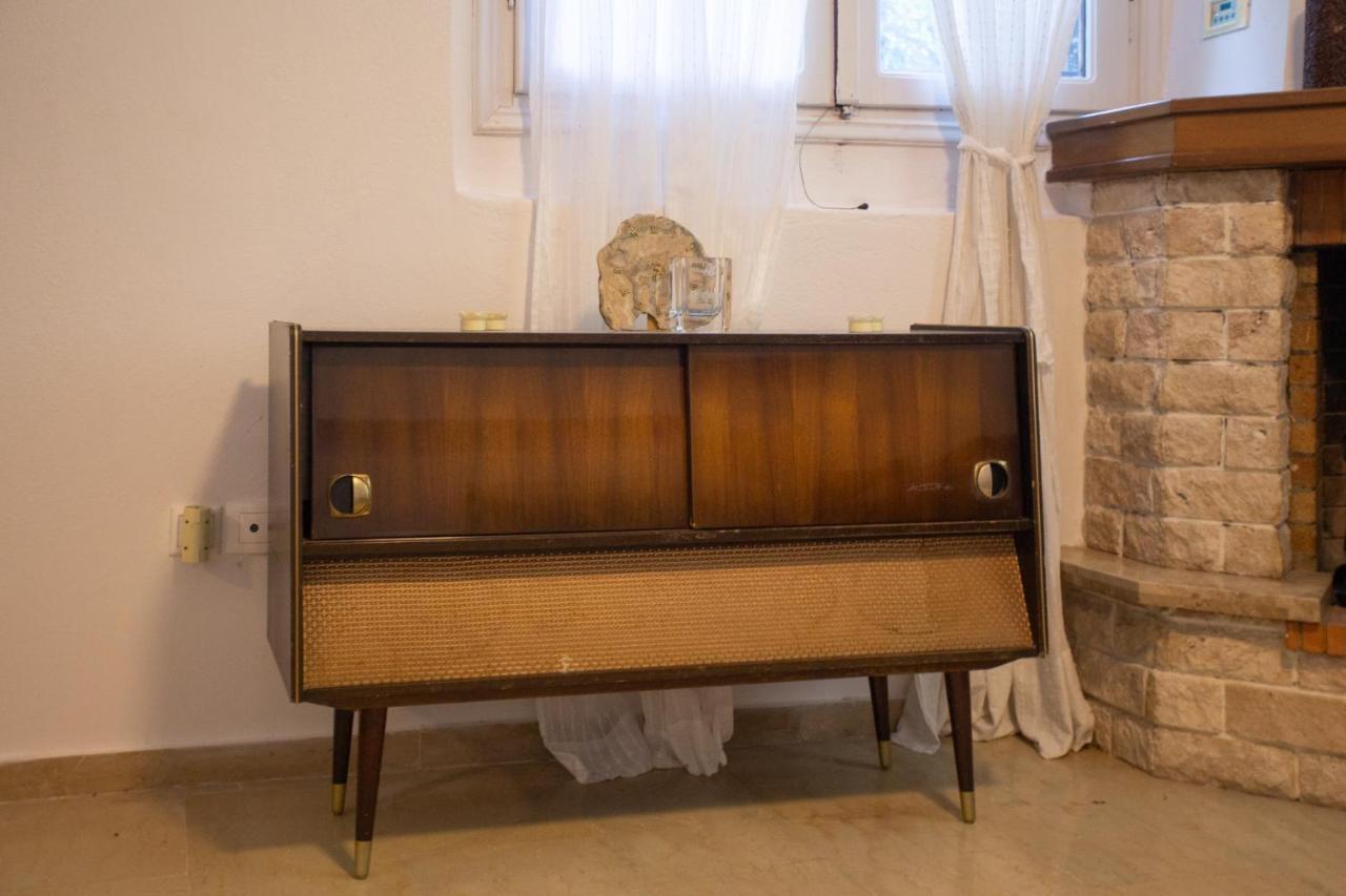 Traditional Villa Appartment With Garden, Also For Gatherings ,15 Minutes From Thessaloniki Airport Eksteriør bilde